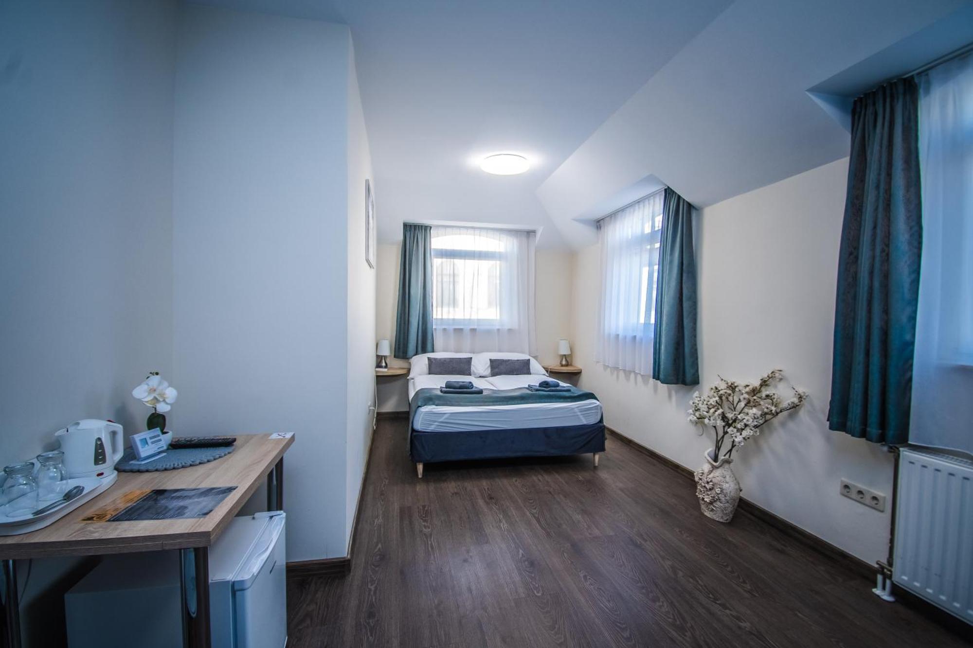 City Panzio Szarvas Ngoại thất bức ảnh